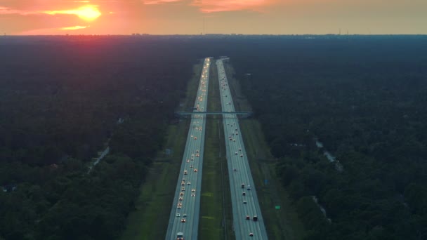Вид Сверху Оживленную Автомагистраль Флориде Быстро Движущимся Транспортом Закате Концепция — стоковое видео