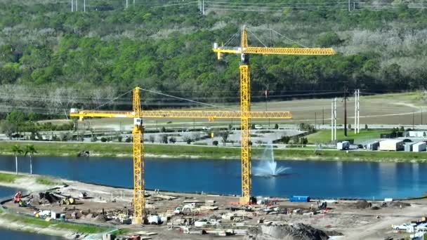 Guindaste Torre Canteiro Obras Industriais Vista Cima Novos Residentes Desenvolvimento — Vídeo de Stock