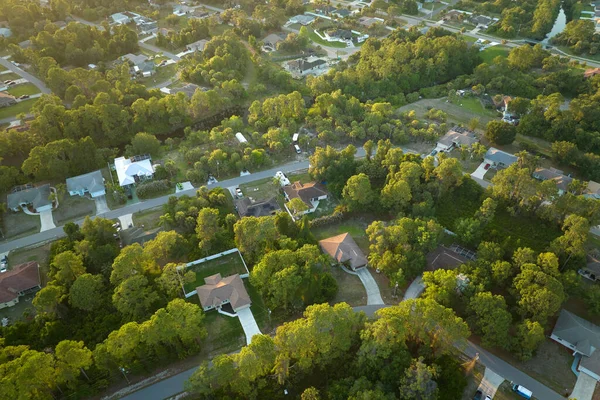 Aerial View Suburban Landscape Private Homes Green Palm Trees Florida — Fotografia de Stock