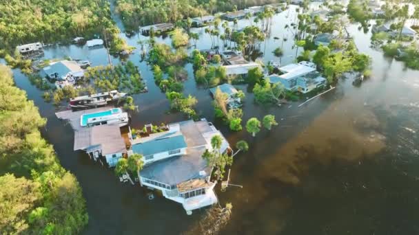 Rodeado Por Huracán Ian Lluvias Inundación Casas Zona Residencial Florida — Vídeo de stock