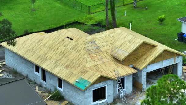 Aerial View Residential Private Home Wooden Roofing Structure Construction Florida — Stock videók
