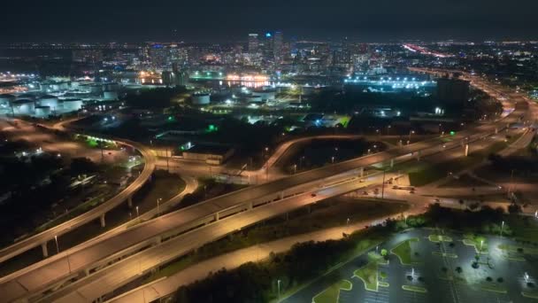 Widok Lotu Ptaka Amerykańskiej Autostrady Nocy Szybkimi Pojazdami Tampa Florydzie — Wideo stockowe