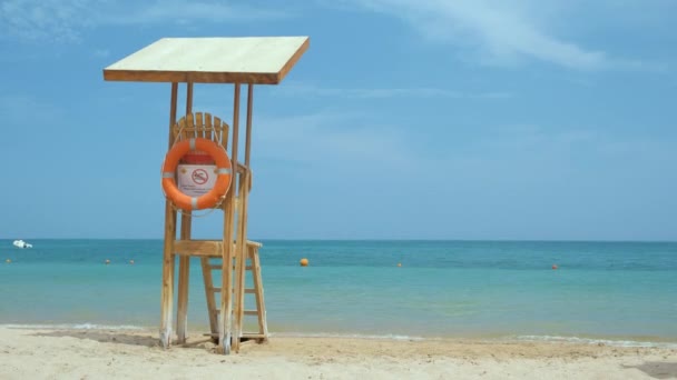 Stasiun Penjaga Pantai Kayu Kosong Pantai Berpasir Pantai Laut Pada — Stok Video