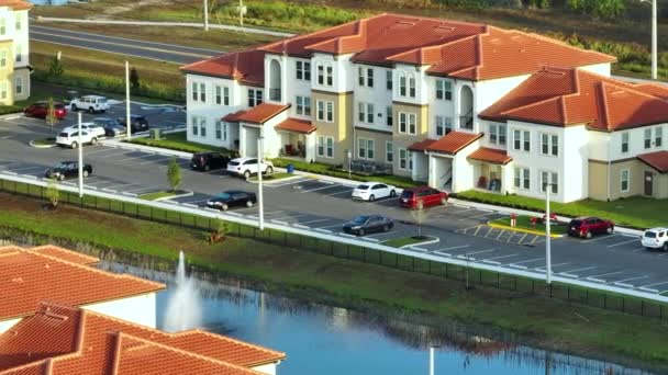 플로리다 지역에 아파트 꼭대기 이웃에 지역의 부동산 — 비디오