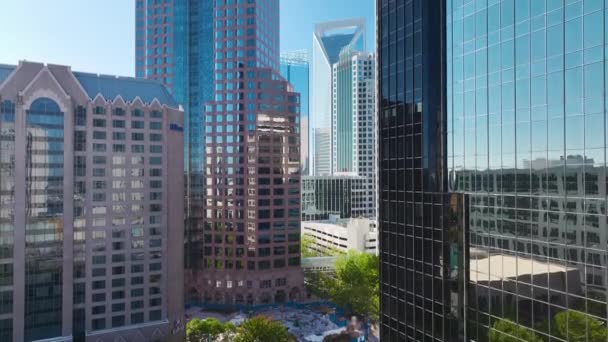 Utsikt Från Ovan Över Moderna Skyskrapor Byggnader Centrala Stadsdelen Charlotte — Stockvideo