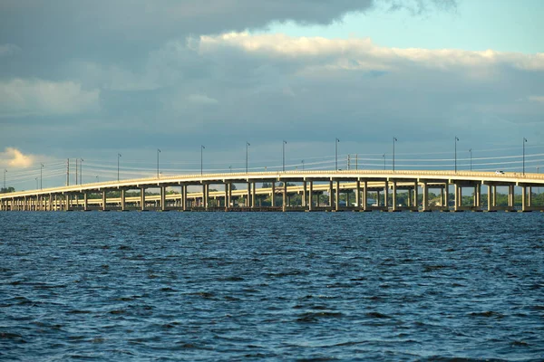 Міст Баррона Кольєра Міст Гілхріст Флориді Рухомим Рухом Транспортна Інфраструктура — стокове фото