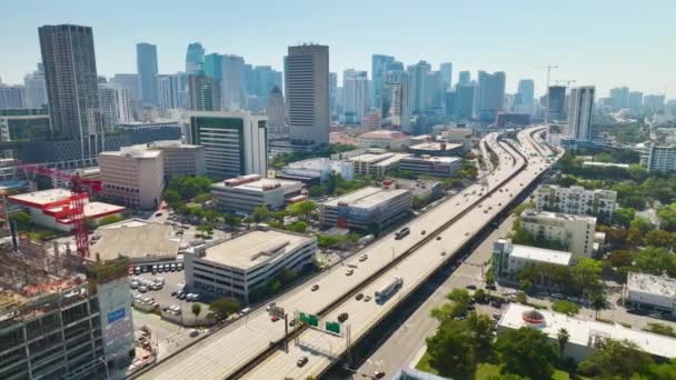 Luchtfoto Van Amerikaanse Snelweg Met Snelrijdende Voertuigen Miami City Florida — Stockvideo