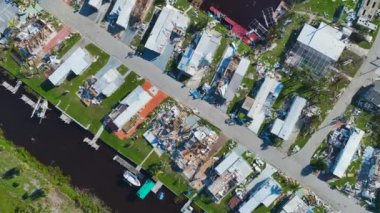 Florida 'daki taşınabilir evler, Ian Kasırgası tarafından yerle bir edildi. Doğal afetin sonuçları..