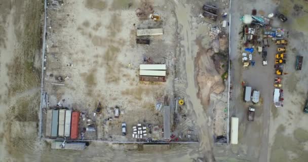 Letecký Pohled Velké Staveniště Stavebním Vybavením Připravené Půdě Americké Venkovské — Stock video