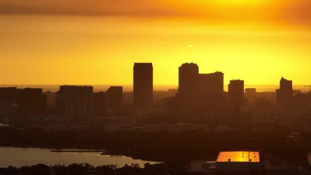 Zicht Van Bovenaf Hedendaagse Hoge Wolkenkrabbers Het Centrum Van Tampa — Stockvideo