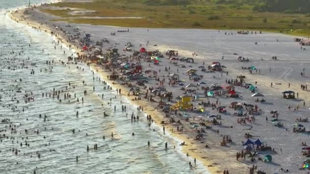 View Evening Siesta Key Beach White Sands Full Tourists Sarasota — Videoclip de stoc