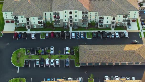 Αεροφωτογραφία Των Αμερικανικών Πολυκατοικιών Στη Φλόριντα Νέες Οικογενειακές Κατοικίες Παράδειγμα — Αρχείο Βίντεο