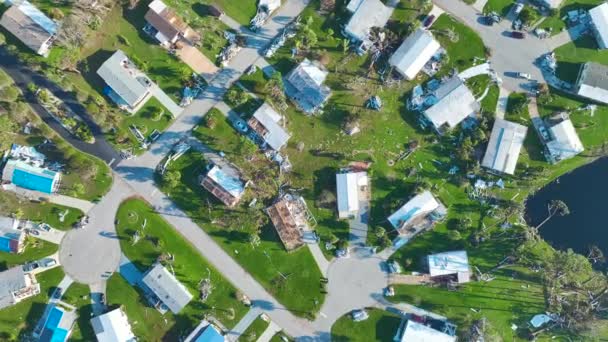 Súlyosan Megrongálódott Floridai Ian Házak Hurrikánja Miatt Természeti Katasztrófa Következményei — Stock videók