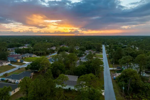 Aerial Landscape View Suburban Private Houses Green Palm Trees Florida — Foto de Stock