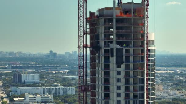 Toren Hijskranen Hoge Residentiële Appartement Bouwplaats Vastgoed Ontwikkeling Miami Stedelijk — Stockvideo