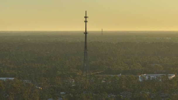 Aerial View Telecommunications Cell Phone Tower Wireless Communication Antennas Network — Stockvideo