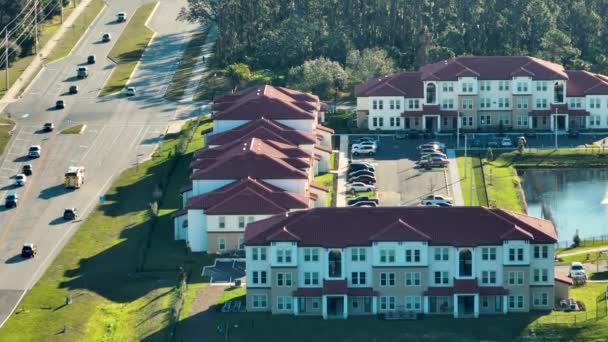 Vista Aérea Los Edificios Apartamentos Americanos Zona Residencial Florida Nuevos — Vídeos de Stock