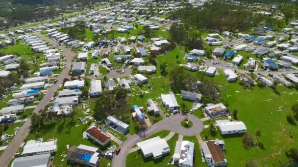Florida Gezici Bölgesinde Ian Kasırgasından Sonra Ciddi Hasar Görmüş Evler — Stok video