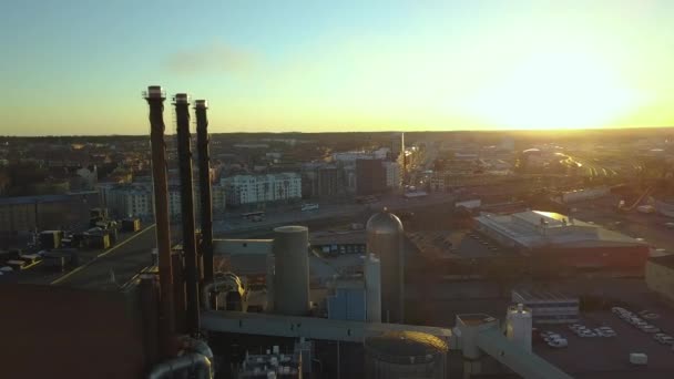 瑞典林平市热电站的空中景观 回收废物产生的电力 — 图库视频影像