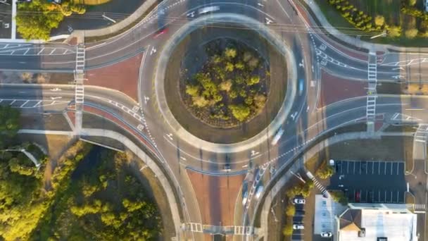 Aerial View Road Roundabout Intersection Fast Moving Heavy Traffic Timelapse — Stock Video