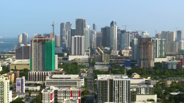 Sviluppo Immobiliare Miami Zona Urbana Gru Sollevamento Torre Alto Edificio — Video Stock