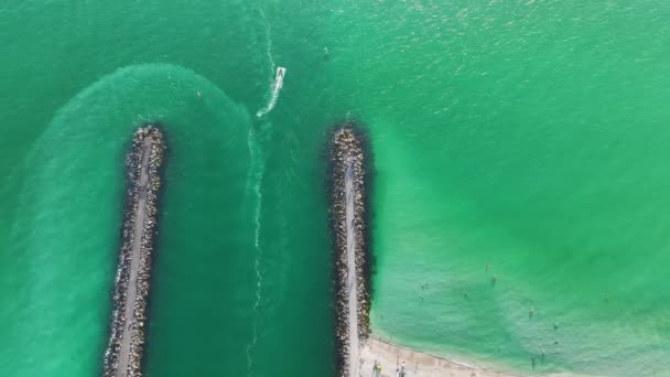 Flygfoto Över Havet Nära Venedig Florida Med Vita Båtar Som — Stockvideo