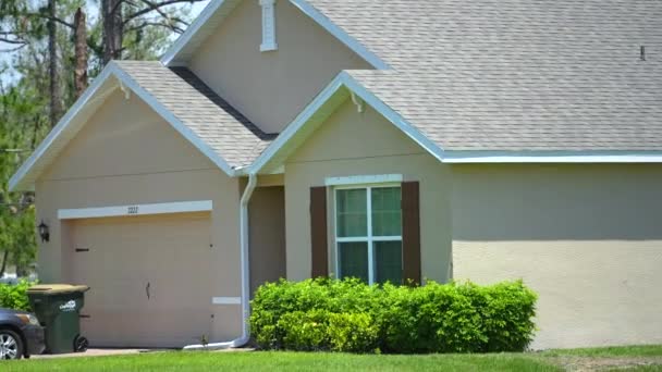Generic American Privathaus Südwesten Floridas Mit Dach Mit Asphaltschindeln Breitem — Stockvideo