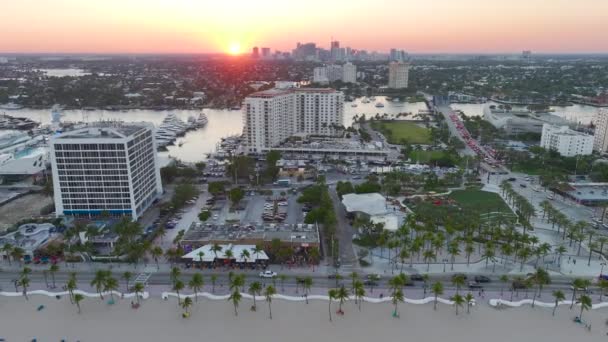 플로리다 로더데일에 Olas 고급스러운 호텔과 아파트 플로리다 남부의 인프라 — 비디오