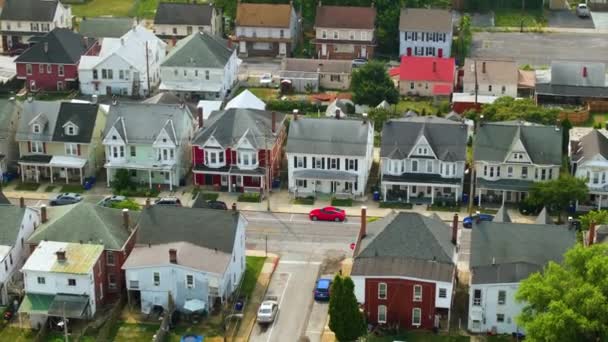 アメリカの古い歴史的な都市建築 メリーランド州ハッガースタウンの上空からの眺め — ストック動画