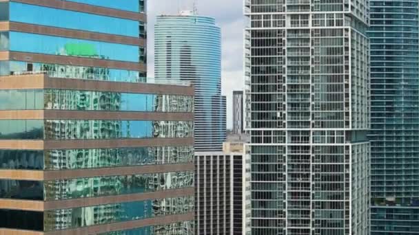 Miami Florida Distrito Financeiro Negócios Com Edifícios Arranha Céus Banco — Vídeo de Stock