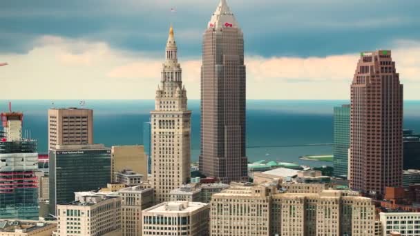 美国俄亥俄州克利夫兰市区的城市景观 高商业大厦的美国城市天际线 — 图库视频影像