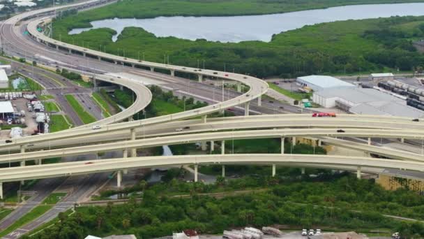 Amerykańska Autostrada Szybkimi Pojazdami Tampa Florydzie Widok Góry Infrastruktury Transportowej — Wideo stockowe