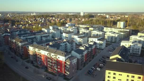 Widok Lotu Ptaka Szwedzkie Budynki Mieszkalne Dzielnicy Linkoping Budowa Mieszkań — Wideo stockowe