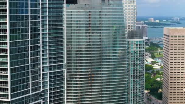 Miami Stadslandskap Brickell Centrum Distriktet Florida Usa Skyline Med Glas — Stockvideo