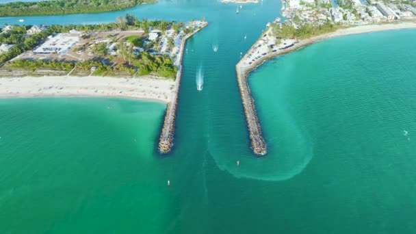 Венеція Південний Джетті Нокомб Північний Джетті Рекреаційними Моторними Човнами Яхтами — стокове відео