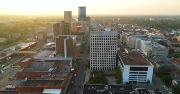 Lexington Kentucky Nin Şehir Merkezindeki Ofis Binaları Günbatımında Dünyasının Finans — Stok video