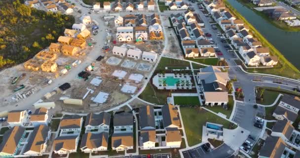 Výstavba Nově Rozvíjející Příměstské Oblasti Výstavba Rezidenčního Bydlení Americkém Předměstí — Stock video