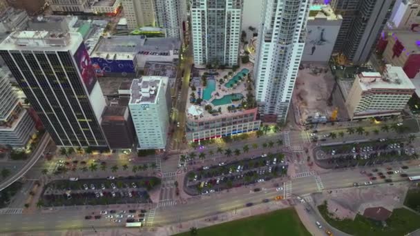 Budynki Uliczne Wieżowce Centrum Miami Brickell Florydzie Usa Amerykański Megapolis — Wideo stockowe