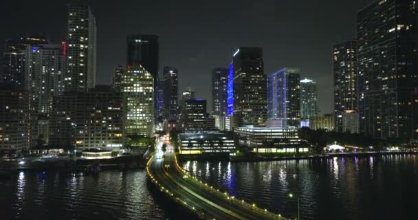 Distrito Oficinas Del Centro Miami Brickell Florida Por Noche Edificios — Vídeos de Stock