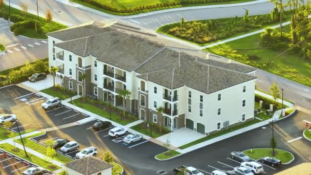 플로리다 지역에 아파트 교외의 부동산 개발의 콘도미니엄 — 비디오