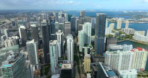 Miami Brickell Flórida Eua Vista Cima Edifícios Arranha Céus Concreto — Vídeo de Stock