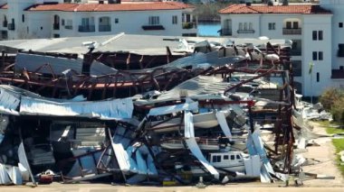 Kasırga Florida kıyı bölgesindeki tekne istasyonunu yok etti. Doğal afet ve bunun sonuçları.