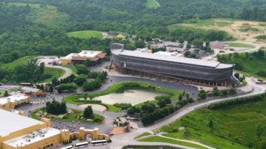 Noah 'ın Ark Encounter Tema Parkı' ndaki taklit müzesi Williamstown, Kentucky, ABD.