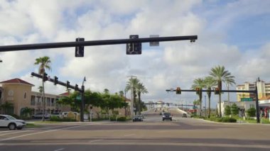 ABD 'nin Venedik turistik caddelerinde gezen POV arabası. Florida 'da popüler bir tatil yeri.