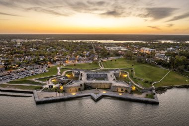 St. Augustine, Florida 'nın tarihi simgesi. Castillo de San Marcos, eski duvarcılık kalesi. ABD seyahat hedefi.