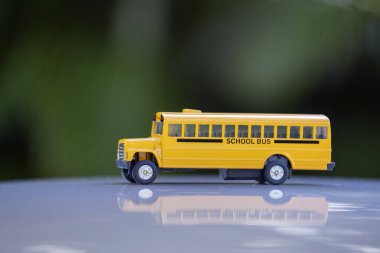 Oyuncak Amerikan okul otobüsü Amerika 'da eğitimin sembolü..