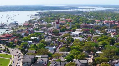 St. Augustine, Florida. Eski tarihi şehrin tarihi Amerikan mimarisi. ABD Güney şehir manzarası