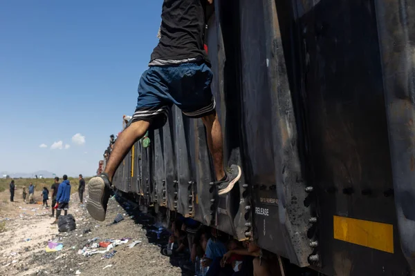 stock image Hundreds of Migrants Travel Toward the Mexico-U.S. Border on the 'La Bestia' Train.