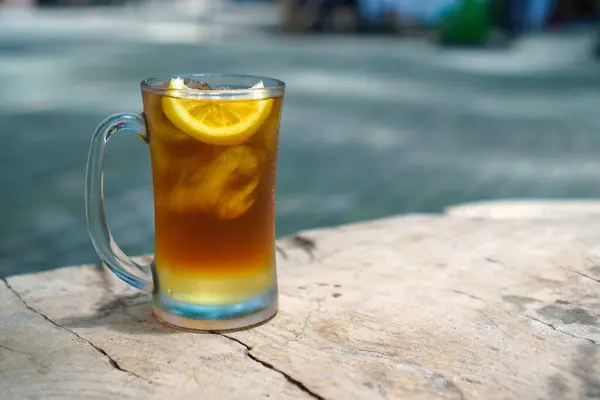 Buzlu limonlu çay..
