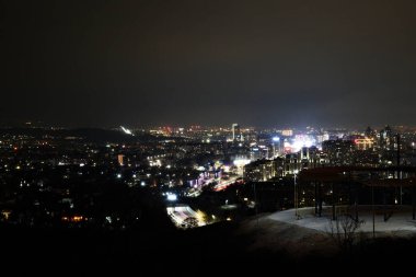 Geceleri Almaty şehri, Kazakistan